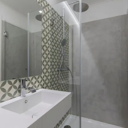 Lovelystay - Vintage Flat Near Santa Justa Elevator! Apartment Lisbon