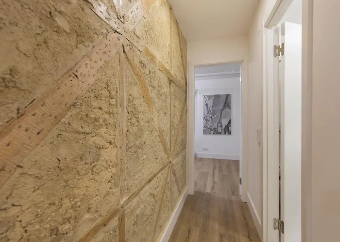 Lovelystay - Vintage Flat Near Santa Justa Elevator! شقة